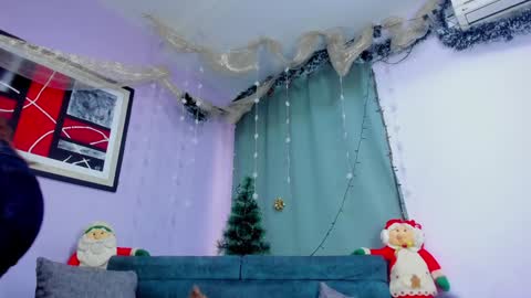 Nahomi Jones online show from 01/03/25, 08:11