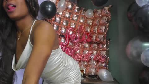 Nahomi Jones online show from 01/14/25, 04:15