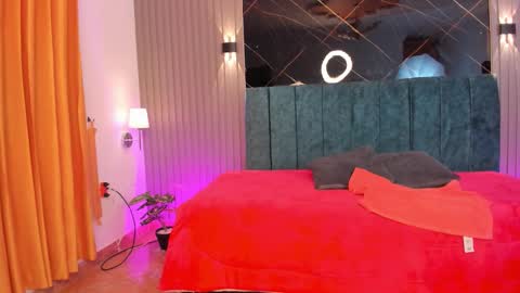 Naomi online show from 01/06/26, 12:31