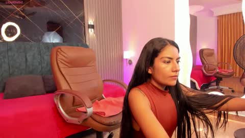 Naomi online show from 01/17/26, 12:43