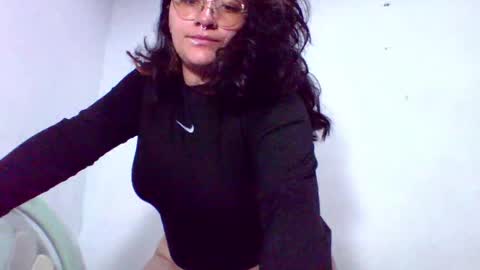 Naomi online show from 12/24/24, 12:22