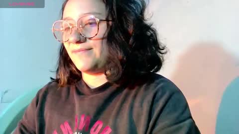 Naomi online show from 02/05/25, 03:45