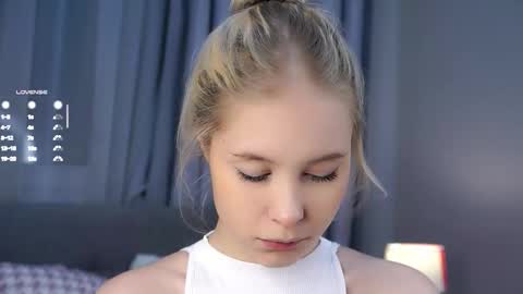 Angel online show from 01/06/26, 01:15