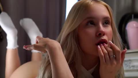 Angel online show from 03/02/26, 07:15