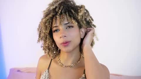 Snapshot of naomidawsonn chatting on 05/28/26, 11:57 naomidawson online show from 05/28/26, 11:57