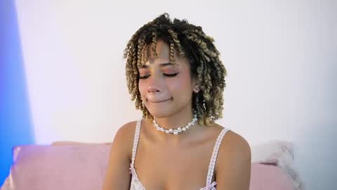 Snapshot of naomidawsonn chatting on 06/03/26, 10:37 naomidawson online show from 06/03/26, 10:37