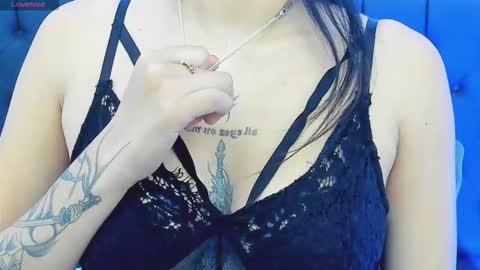 Naomi Frost online show from 11/01/25, 01:13