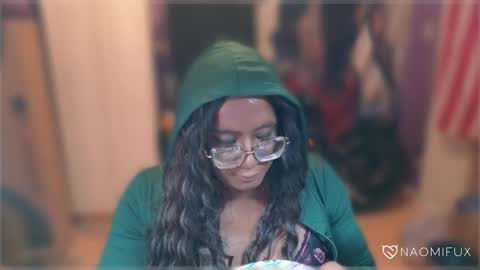 Naomi online show from 01/25/25, 10:18