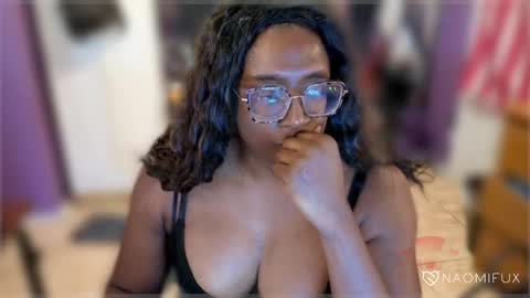 Naomi online show from 02/12/25, 05:16