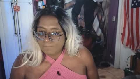 Naomi online show from 11/25/25, 04:51