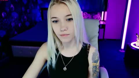 naomihita online show from 11/07/25, 11:10