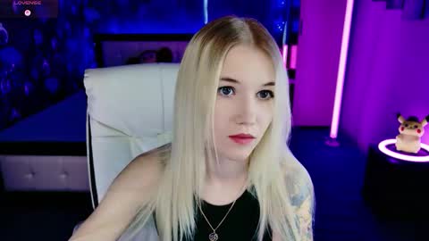 naomihita online show from 02/16/26, 09:49