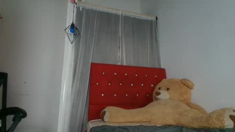 Naomi Campbel online show from 09/29/25, 02:27