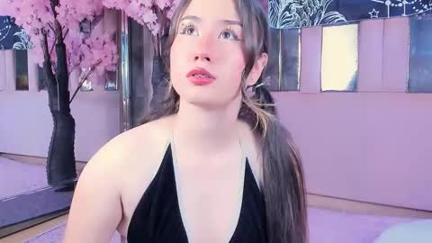     online show from 12/21/25, 09:00