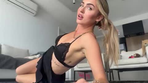 naomirhoades online show from 02/13/25, 12:02