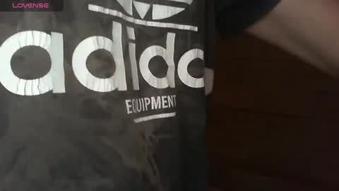 Snapshot of naomisimon chatting on 01/04/25, 02:25 bellas2012 online show from 01/04/25, 02:25