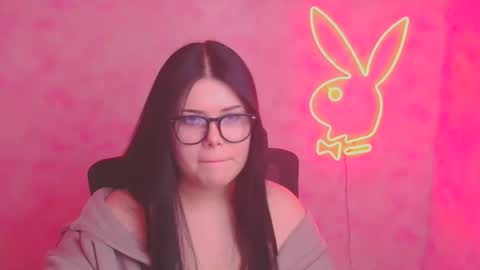 Naomi online show from 11/12/25, 12:38