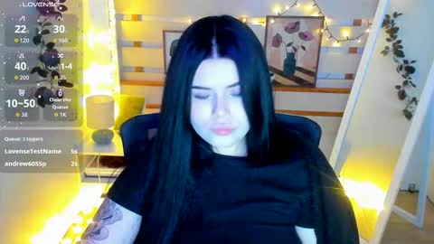 Naomi online show from 02/02/26, 09:24