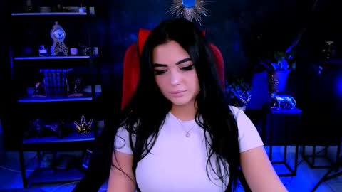 naomiwilsons online show from 09/15/25, 12:27