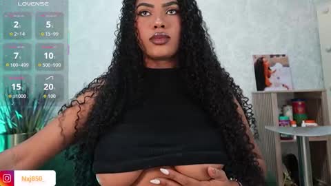 Naomi     online show from 03/23/26, 03:43