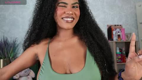 Naomi     online show from 04/16/26, 02:34