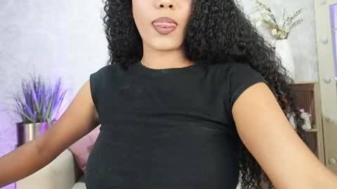 Naomi     online show from 05/20/26, 11:33