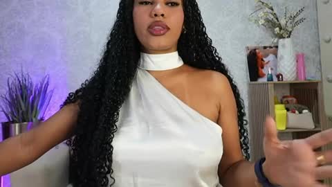 Naomi     online show from 05/28/26, 03:48