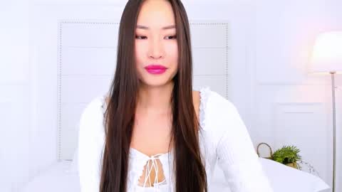 Naomi online show from 11/21/25, 02:54