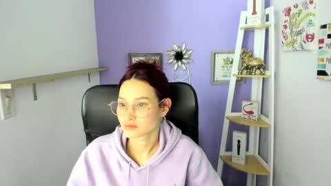 Snapshot of naomy_hot04 chatting on 07/08/26, 03:11 naomy online show from 07/08/26, 03:11