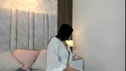 Naomy Smith online show from 01/13/25, 08:58