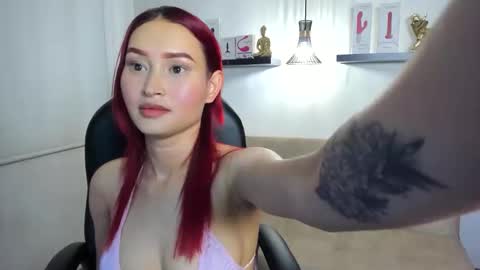 Snapshot of naomy_stanley chatting on 01/08/26, 04:15 Naomy Stanley online show from 01/08/26, 04:15