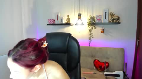 Snapshot of naomy_stanley chatting on 05/10/26, 09:31 Naomy Stanley online show from 05/10/26, 09:31