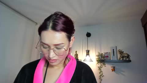 Snapshot of naomy_stanley chatting on 05/19/26, 01:56 Naomy Stanley online show from 05/19/26, 01:56