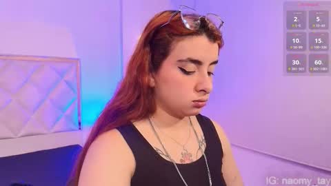 Naomy  online show from 11/13/25, 03:38