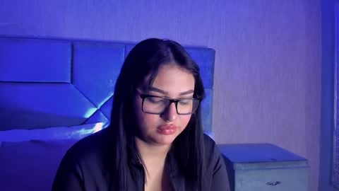 Naomy online show from 03/13/26, 08:37