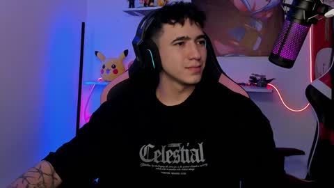 Snapshot of naranjo_seb chatting on 01/31/25, 06:02 sebastian online show from 01/31/25, 06:02