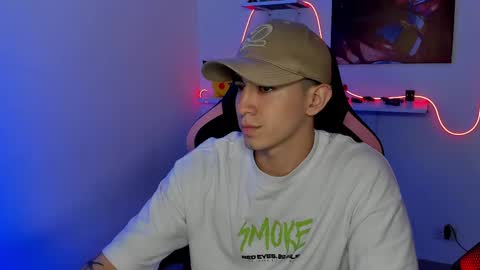 Snapshot of naranjo_seb chatting on 02/26/25, 03:10 sebastian online show from 02/26/25, 03:10