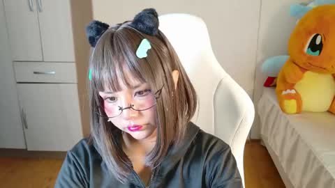 Snapshot of naree_masaki chatting on 05/25/26, 02:45 Naree online show from 05/25/26, 02:45