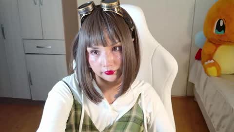 Snapshot of naree_masaki chatting on 06/04/26, 11:49 Naree online show from 06/04/26, 11:49