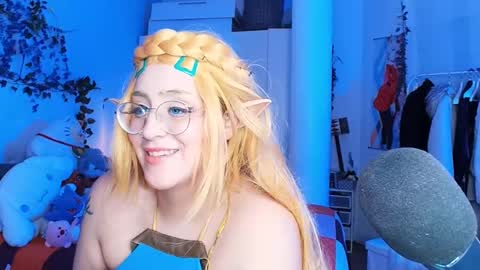 Snapshot of narubolita chatting on 03/08/25, 02:34 Narubolita Narupinku online show from 03/08/25, 02:34