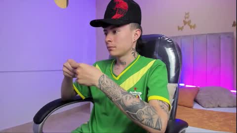 Nascary Fox online show from 02/05/26, 08:02