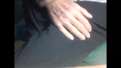 Snapshot of nasdude36 chatting on 04/01/26, 04:48 nasdude36 online show from 04/01/26, 04:48