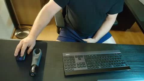 Snapshot of nase17 chatting on 02/05/25, 07:07 nase online show from 02/05/25, 07:07