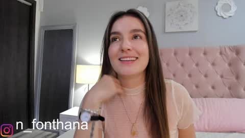 Nashly Fontana online show from 12/19/24, 06:01