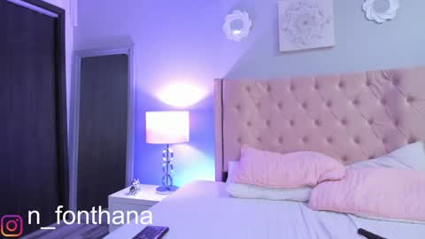 Nashly Fontana online show from 01/10/25, 06:06