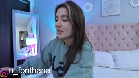 Nashly Fontana online show from 01/17/25, 02:28