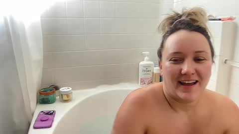 Bunny online show from 12/05/24, 05:50