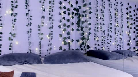 Snapshot of nastasha_nasty1 chatting on 01/17/25, 01:47 Maira online show from 01/17/25, 01:47