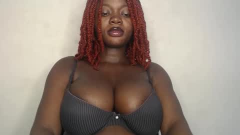 Amanda online show from 10/12/25, 07:13