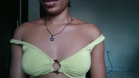 bella online show from 12/23/25, 09:51